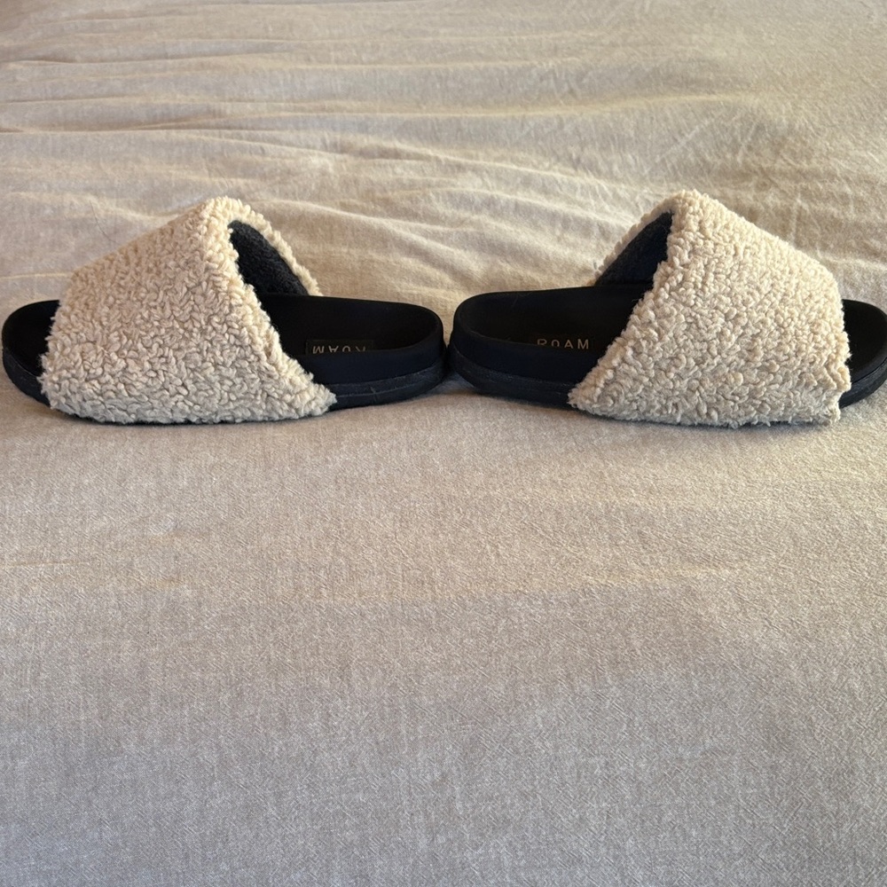 ROAM Sandals - Picture 4 of 6